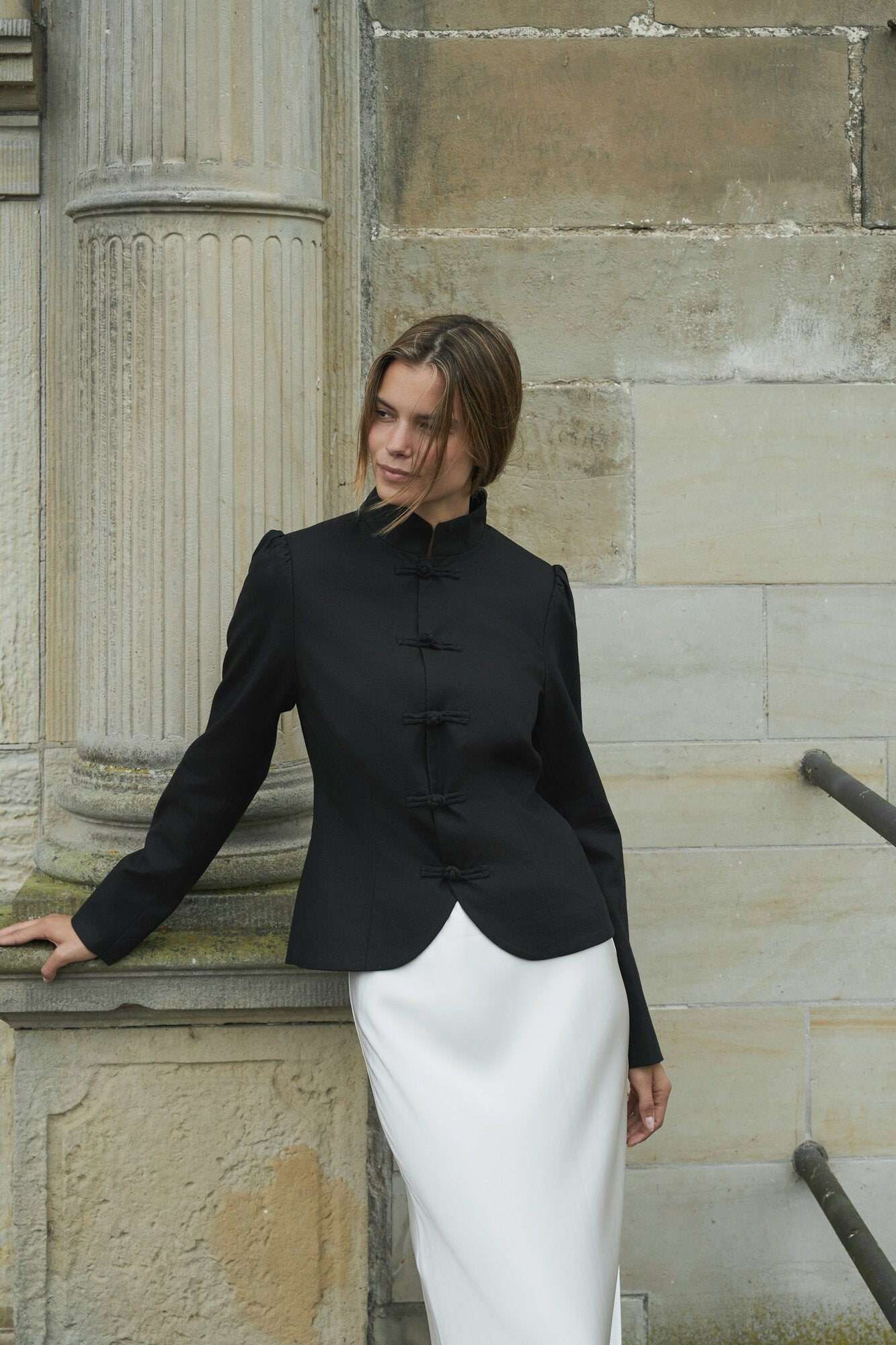 Ardena figursyet hørblazer – sort